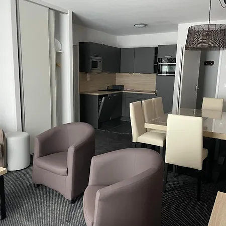 Pour 8 Pers A Gourette Avec Acces Piscine - Fr-1-860-8 Apartamento Eaux-Bonnes